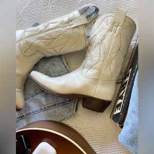 FRYE | White Butterfly Boots